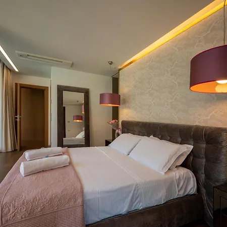 Apartment Koi - Where Luxury Meets Serenity Pianello Del Lario